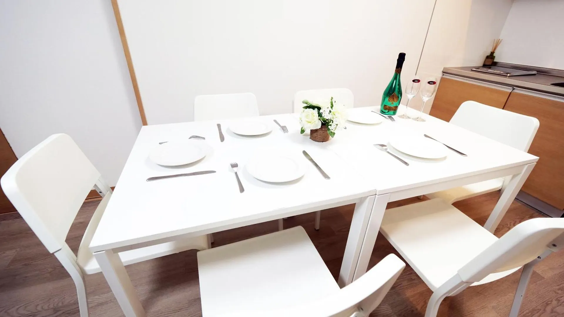 Cg Charming Guesthouse In The Heart Of Okubo 丶steps To Metro And Convenient Travel! Yoe4 Tokyo 0*,