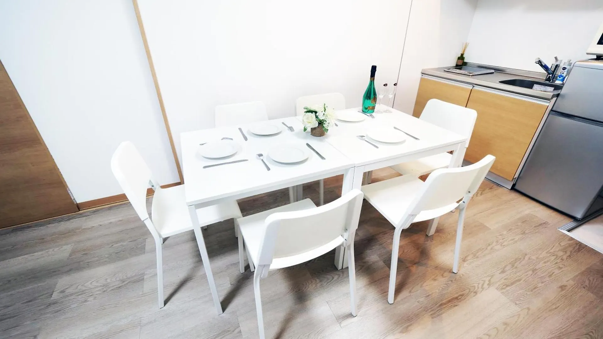 Cg Charming Guesthouse In The Heart Of Okubo 丶steps To Metro And Convenient Travel! Yoe4 Tokyo Japan