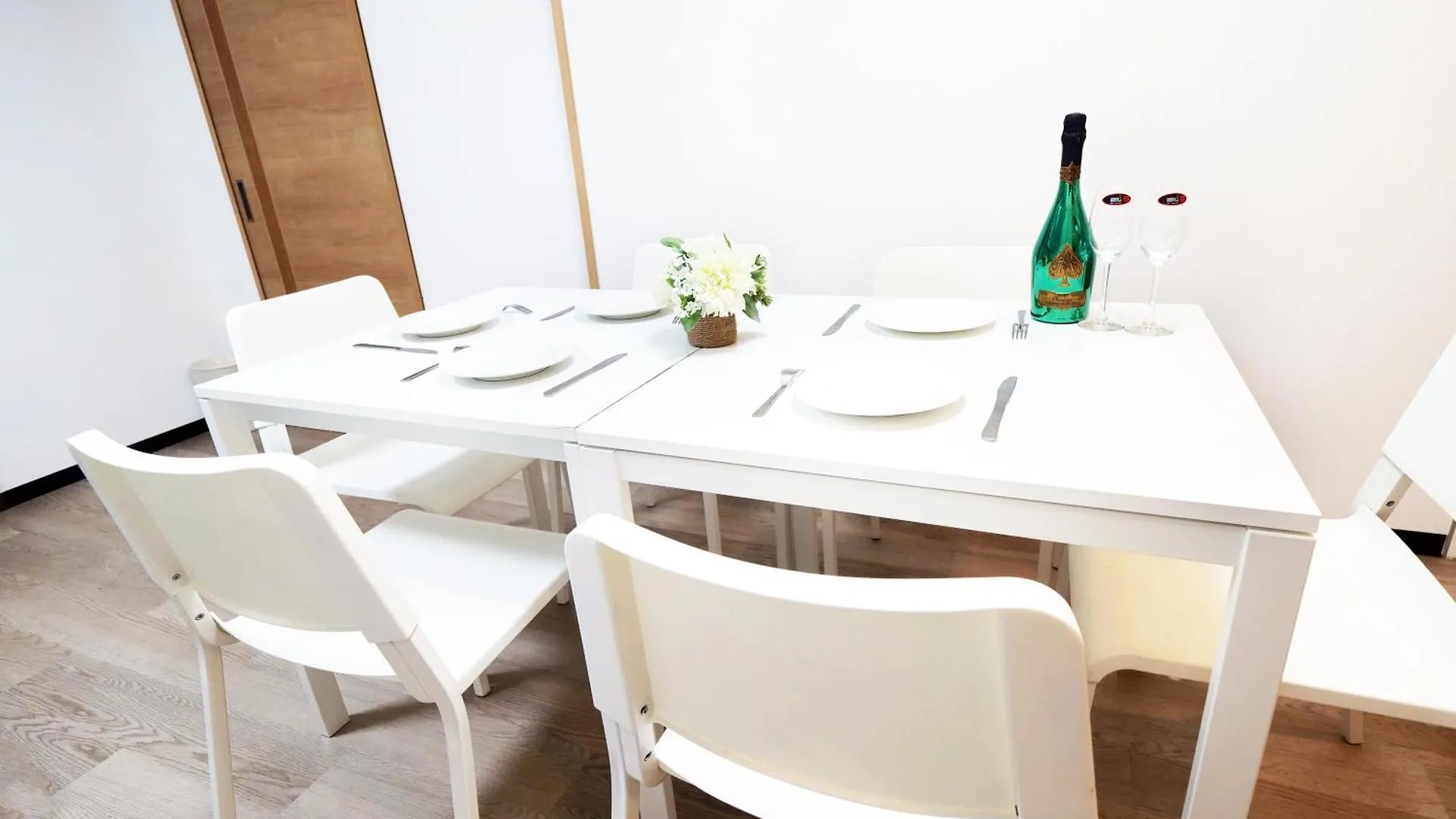 Cg Charming Guesthouse In The Heart Of Okubo 丶steps To Metro And Convenient Travel! Yoe4 Tokyo Japan